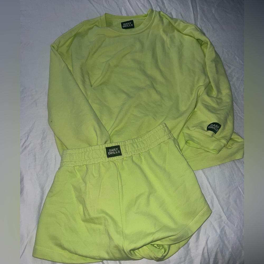 Daily drills sweatshirt and shorts set